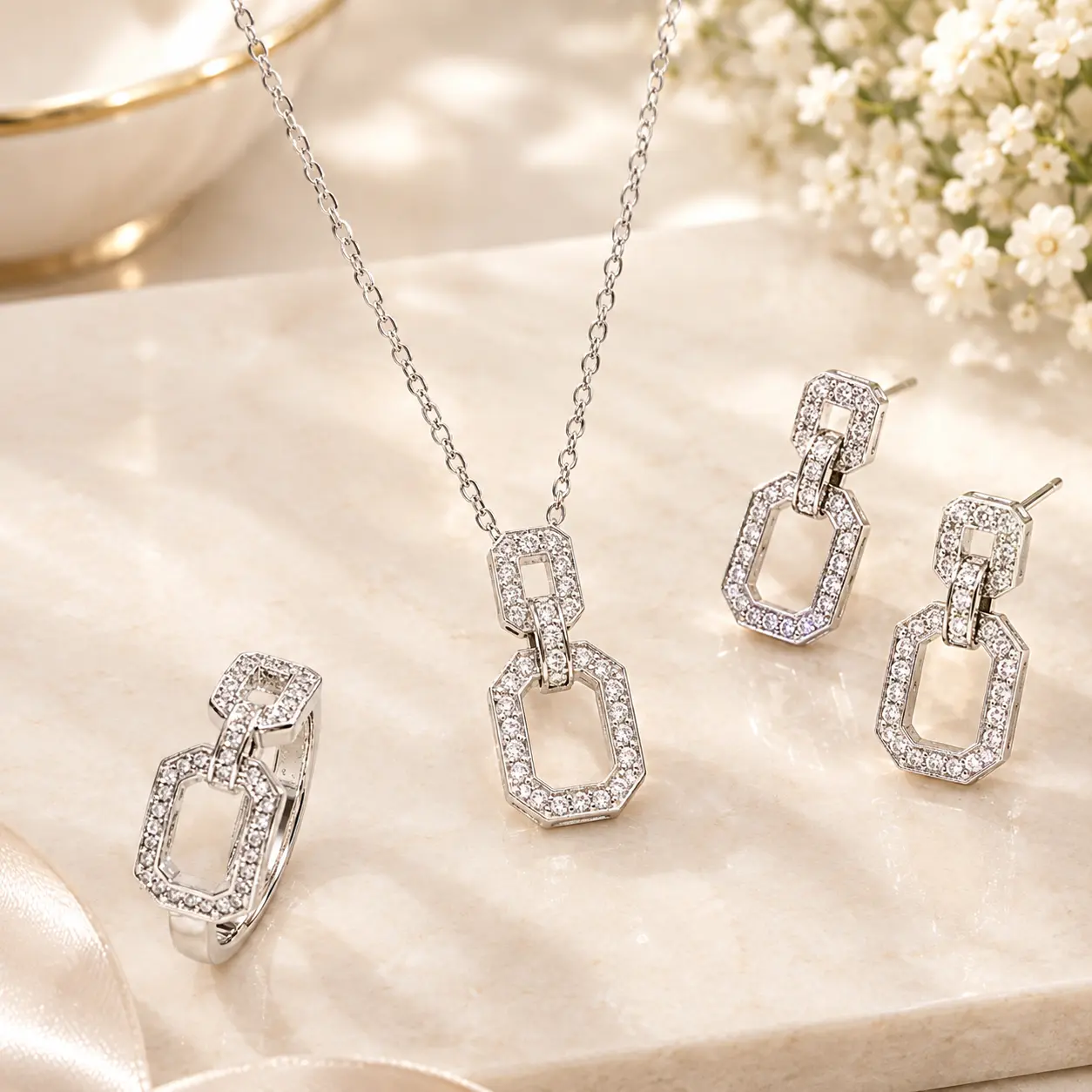 Crystal Link Set view 2